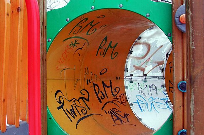 Ainolanpuisto, leikkitunneli